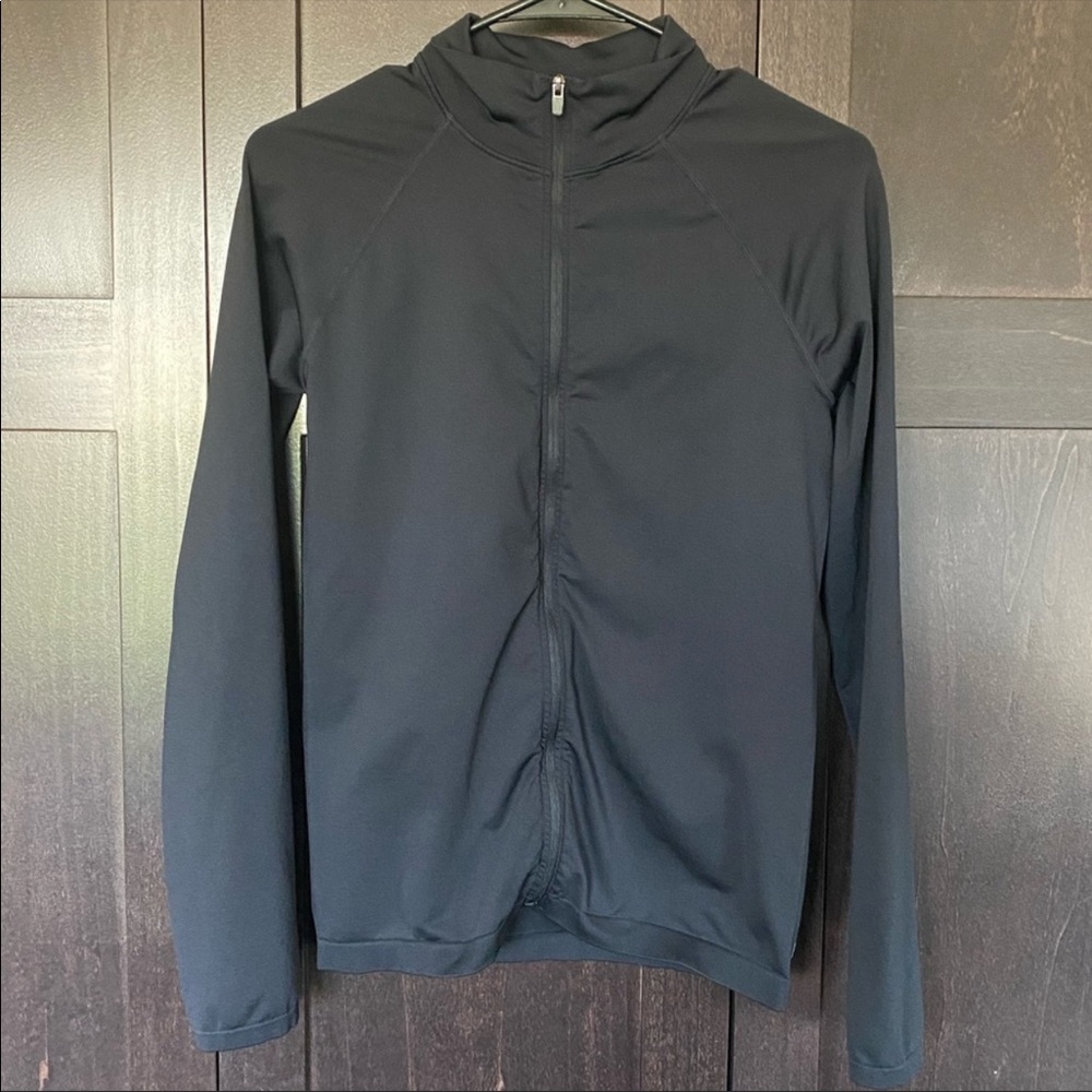 Fabletics Black Zip-Up - Picture 2 of 5